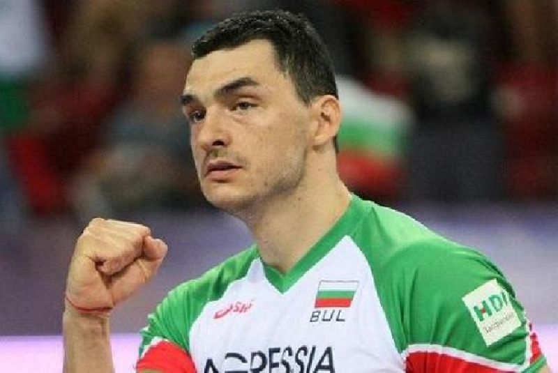 Волейболната легенда Владимир Николов ще връчи дипломите на випуск 2017 на ПГ „Велизар Пеев”
