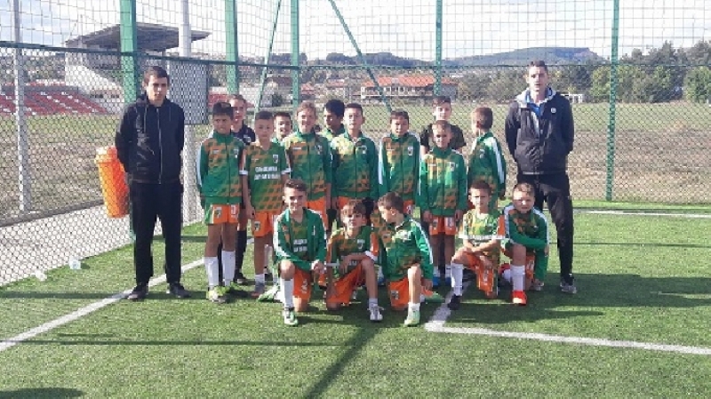 Децата от Димитровград (Сърбия) спечелиха купата във футболния турнир в Драгоман