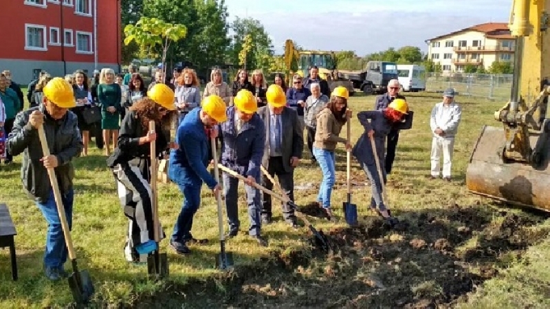 Започва изграждането на централния градски парк в Божурище