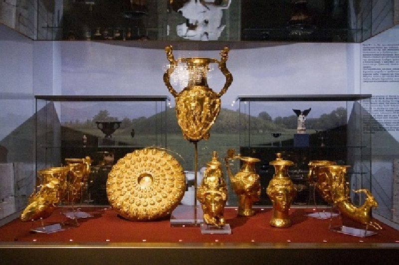 Най-известните златни и сребърни съкровища се завърнаха в България