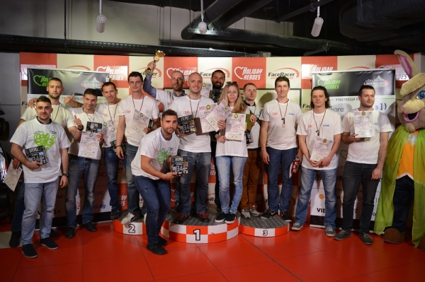 Рали шампионът Димитър Илиев и Лео Бианки на картинг турнира на Holiday Heroes