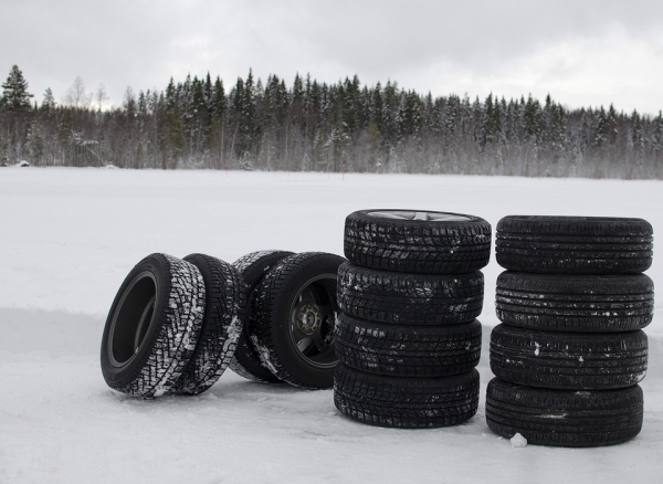 АПИ към шофьорите: Сменете летните гуми със зимни