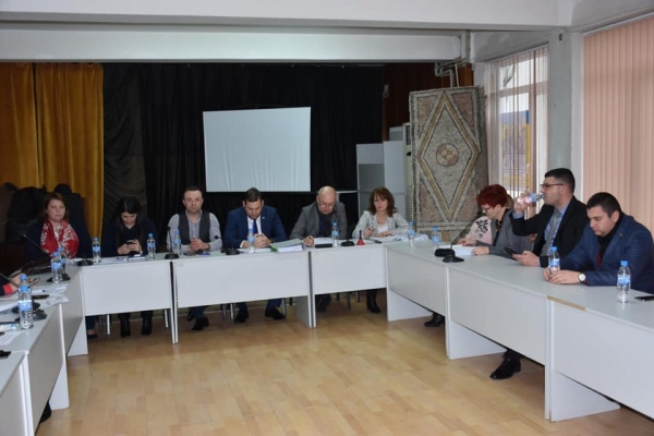 Без нито един глас „против” приеха Бюджет 2019 на община Костинброд 