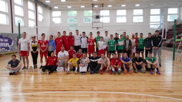Отборът на Етрополе е шампион в първия волейболен турнир за „Купата на Враца“