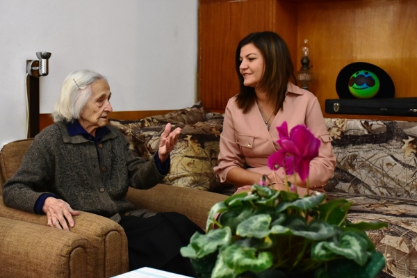 Баба Върба Лазарова от Враца стана на 100 години