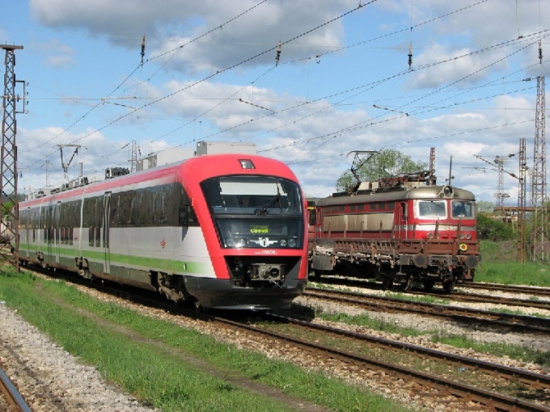 160 км/ч. ще бъде скоростта на влаковете от София до Драгоман и Елин Пелин