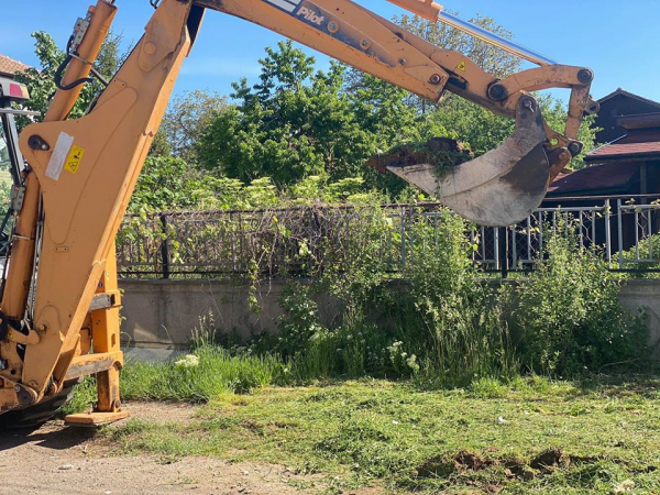 „Първа копка“ на цялостната подмяна на водопроводната мрежа в Голяновци