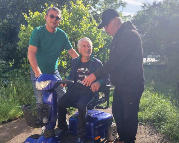 Дариха скутер инвалидна количка на костинбродчанин – републикански шампион по борба от 70-те години